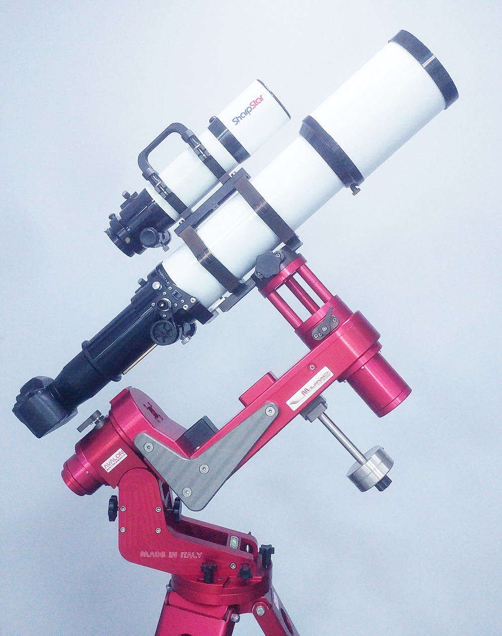 m uno long refractor 01